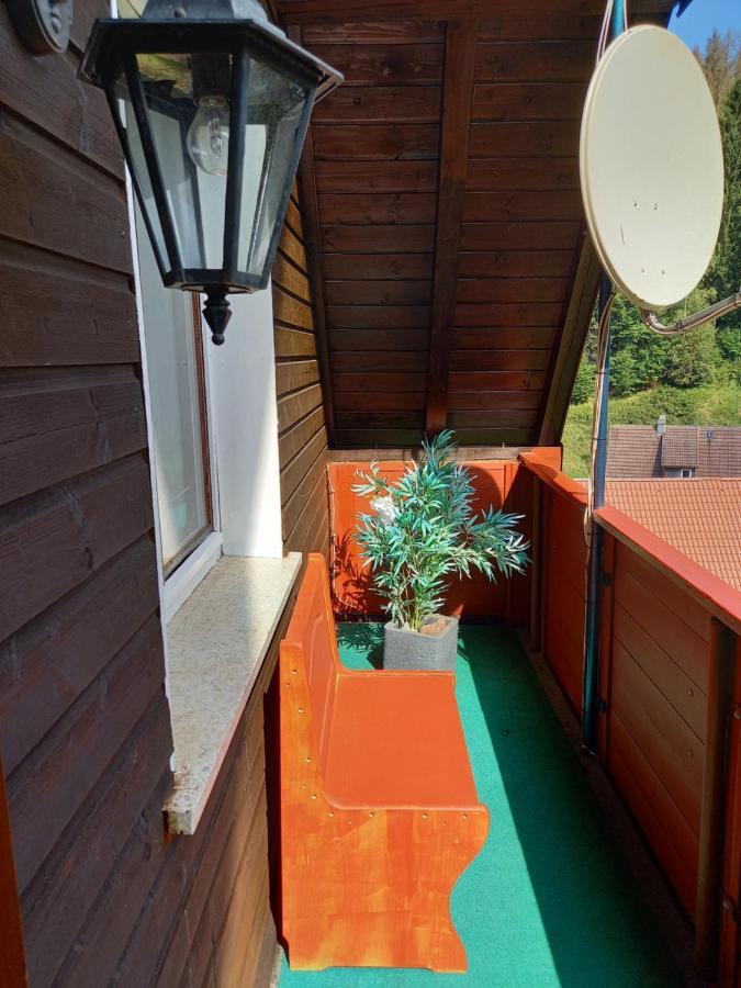 Monteurwohnung Aroba Fehrenbach Dış mekan fotoğraf